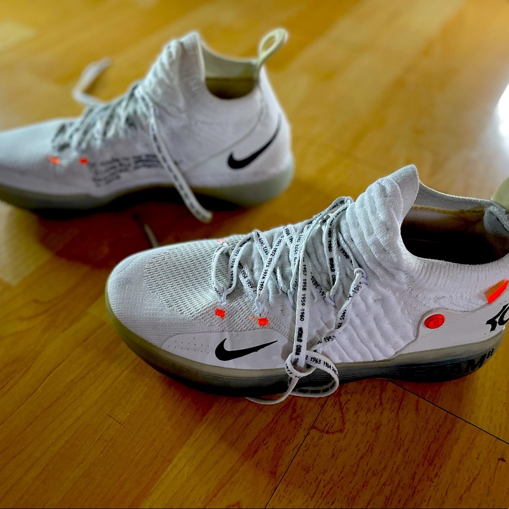 KD Kevin Durant Nike Basketball Shoes - New Condition